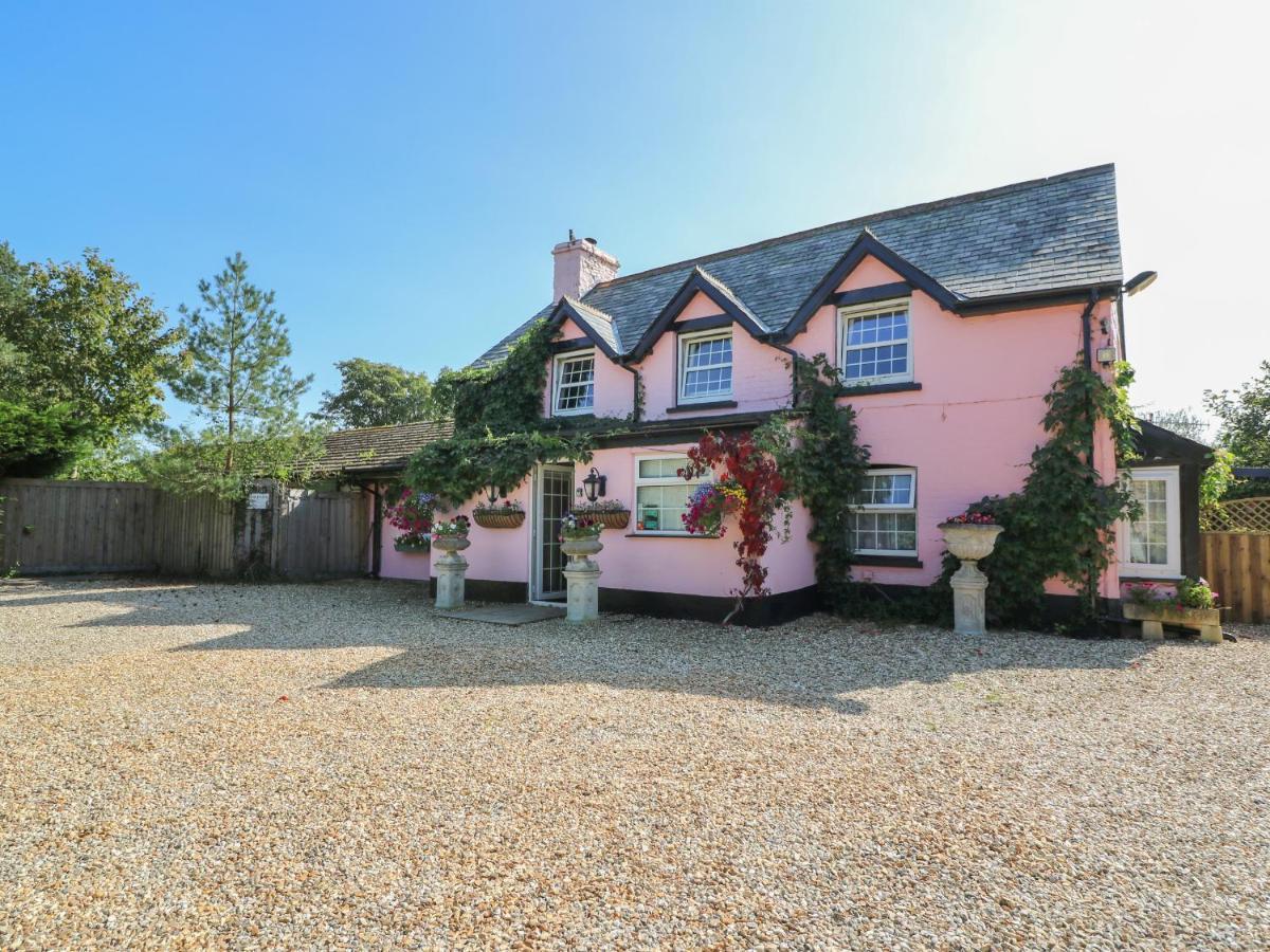 Park House Villa Llandrindod Wells Exterior photo