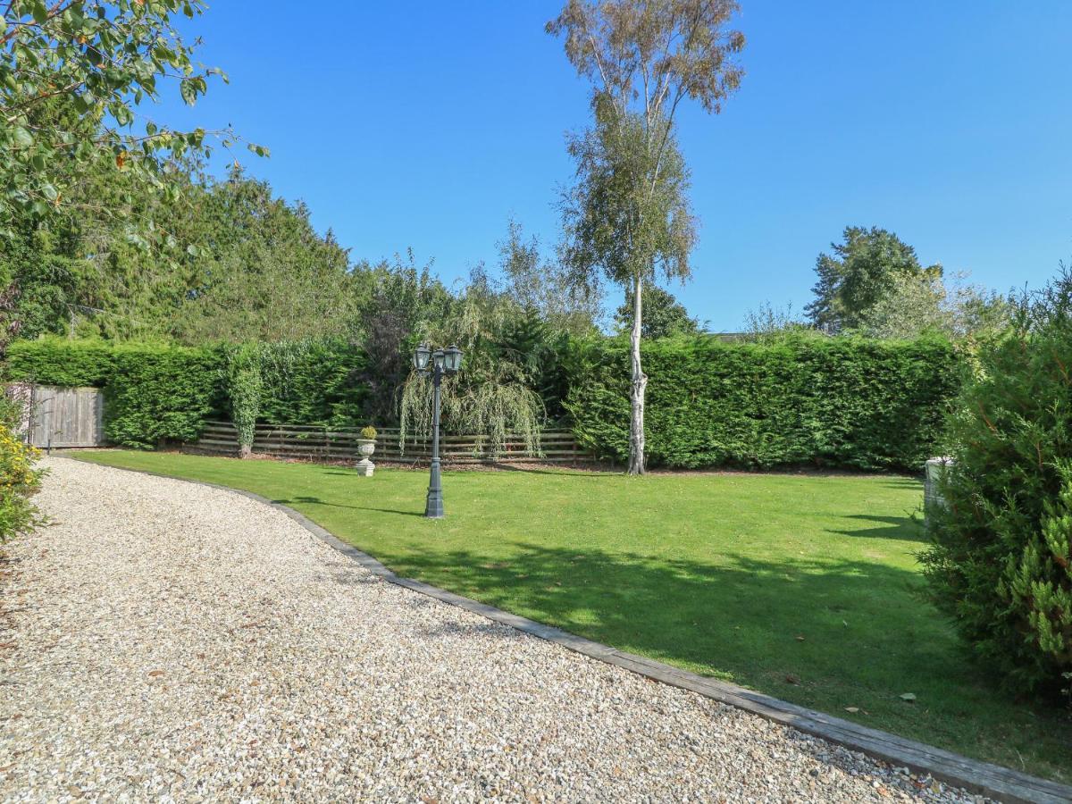 Park House Villa Llandrindod Wells Exterior photo