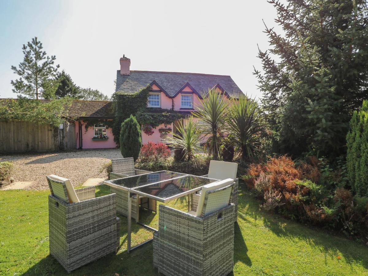 Park House Villa Llandrindod Wells Exterior photo